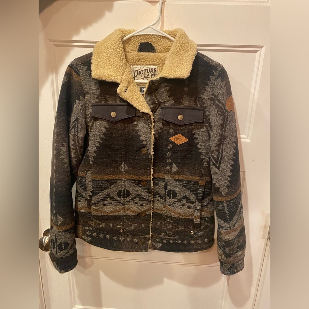 PICTURE ORGANIC CLOTHING. Sherpa lined jacket. Size Medium.